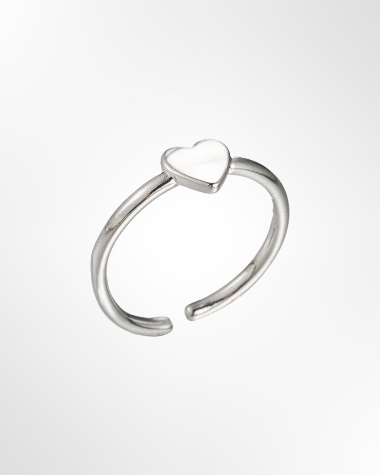 Tiny Heart Ring